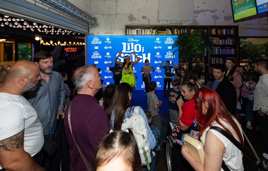 Ostalo%2FPREMIJERA_LILO_I_STITCH - Slika 33jpg